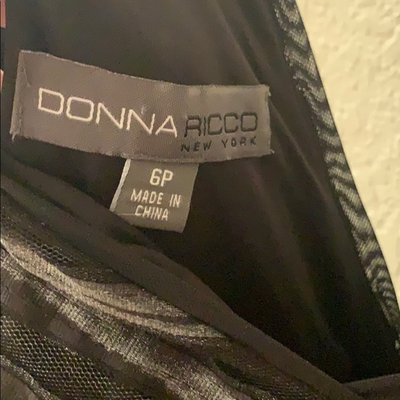 Black and silver dress - Picture 3 of 6